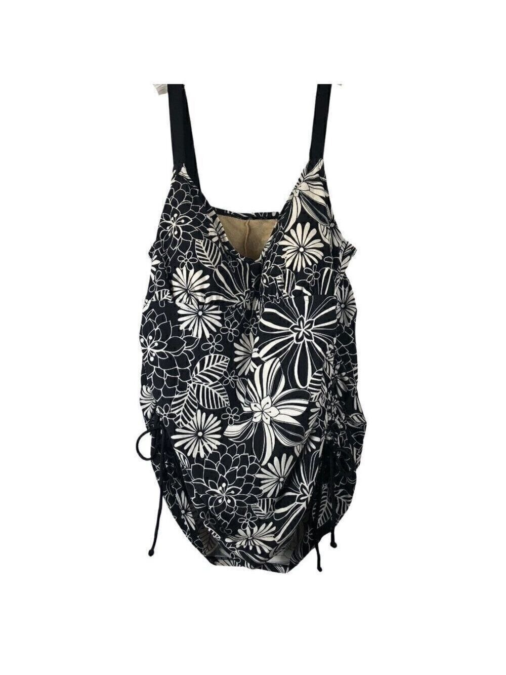 Delta Burke One Piece Swimsuit Black and White Floral Size 18W